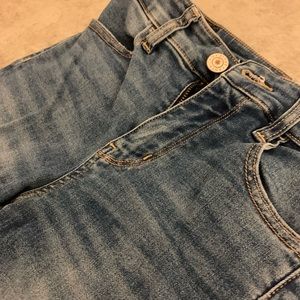 Blue mid rise skinny jeans